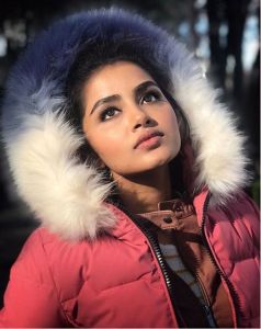 anupama parameswaran latest images1098-001