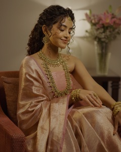 anupama-parameswaran-latest-photos-003