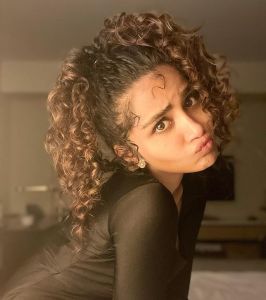 anupama-parameswaran-latest-photos-004