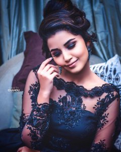 anupama-parameswaran-latest-photoshoot-images-09-165