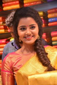 anupama-parameswaran-latest-pictures-230-00750