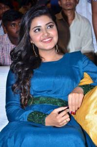 anupama-parameswaran-latest-stills-121-01433