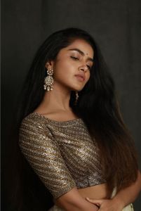 anupama-parameswaran-new-hairstyle-photos-001