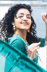 anupama-parameswaran-new-hairstyle-photos-008