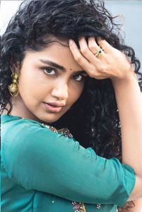 anupama-parameswaran-new-hairstyle-photos-010