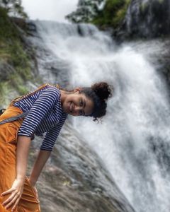 anupama parameswaran new photos-007