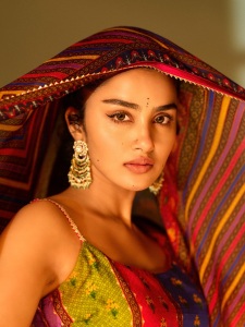 anupama-parameswaran-new-photos-020