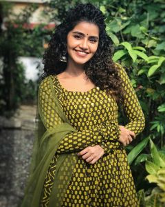 anupama parameswaran new photos-054