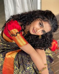 anupama-parameswaran-new-photos-in-set-saree-20132-007