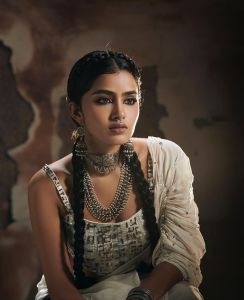 anupama-parameswaran-new-photoshoot-images-001