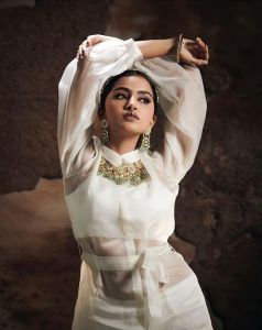 anupama-parameswaran-new-photoshoot-images-005