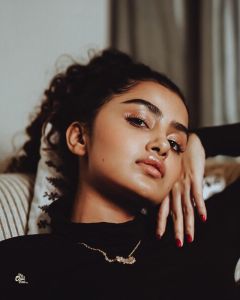 anupama-parameswaran-photos-