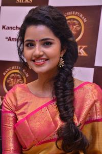 anupama-parameswaran-stills-543-00297