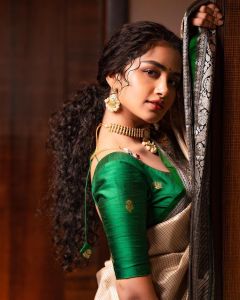 anupama-parameswaran-traditional-saree-hd-images