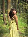 anupama-parameswaran-in-yellow-colour-frock-outfit-style-photos-009