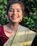 anupama-parameswaran-in-set-saree-with-maroon-blouse-photos-006