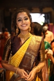 anupama-parameswaran-latest-images-in-yellow-saree-dress