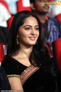 5296anushka_latest_photoshoot_44-003