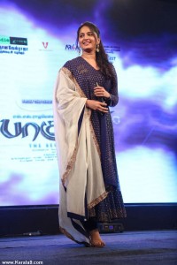 anushka-latest-pics-00365