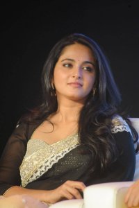 anushka-latest-pics-00530