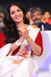 anushka-shetty-latest-photos-100-00468