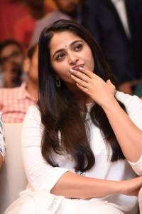 anushka-shetty-latest-photos-111-00318