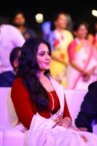 anushka-shetty-latest-pics-258-00134