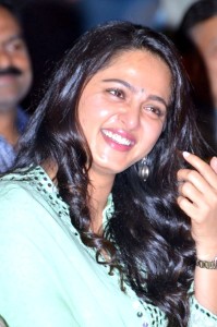 anushka-shetty-latest-pictures-555-00252