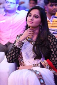 anushka-shetty-latest-stills-2-00163