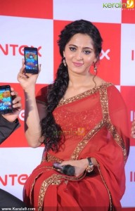 anushka-shetty-new-pics-00457