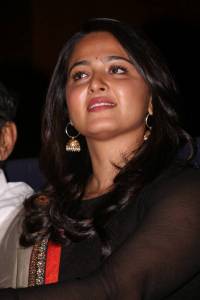 anushka-shetty-stills-513