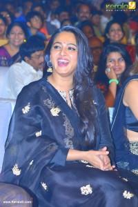 anushka-shetty-stills-400-0022