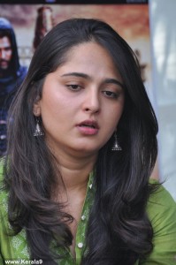anushka-shetty-stillsgallery0911