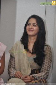 anushka_shetty_latest_photos-00198