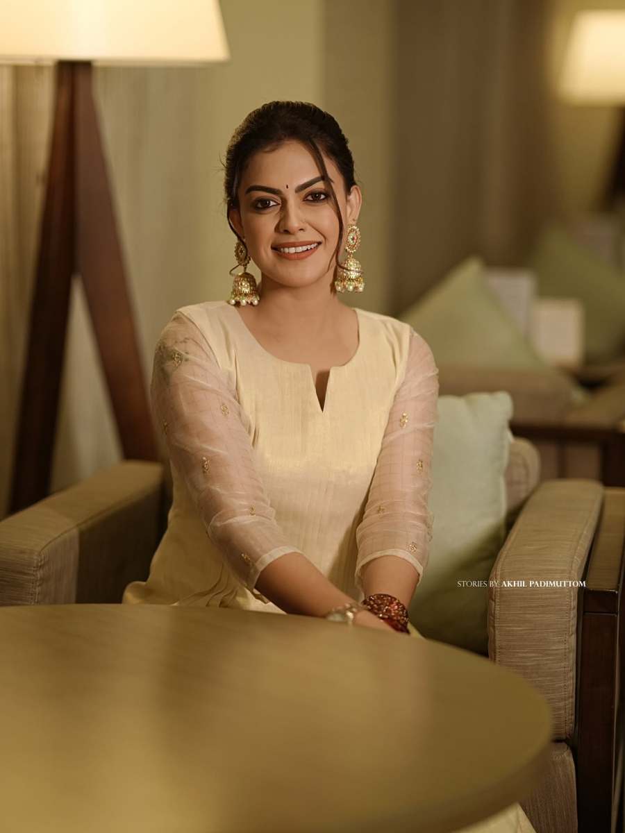 actress-anusree-in-pastel-color-churidar-designs-photos-005