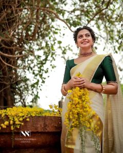 1_anusree-new-photos-010