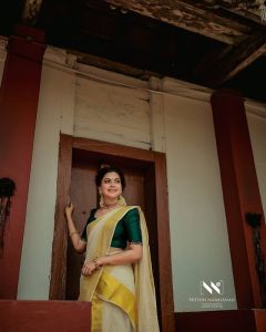 1_anusree-new-photos-011