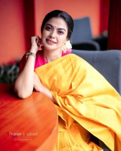 actress-Anusree-latest-photos-012-005