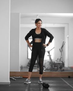 actress-anusree-gym-photos