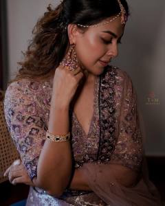 actress-anusree-in-lehanga-photos2