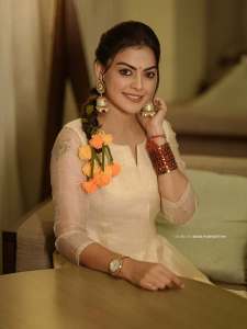actress-anusree-in-pastel-color-churidar-designs-photos-003