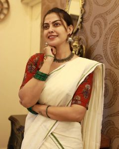 actress-anusree-onam-photos-012