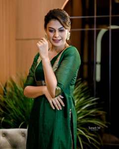 actress-anusree-photos-latest-017