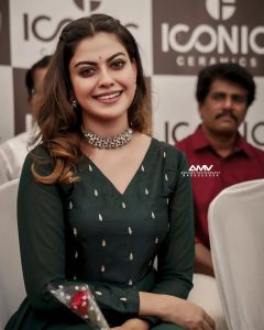 actress-anusree-photos-with-new-look-003