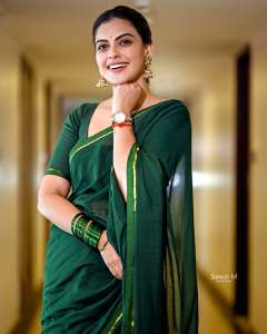 anusree-in-green-saree-with-green-kuppivala-combination-photos