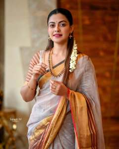anusree-in-kanchipuram-saree-with-traditional-makeup-look-photos-004