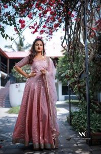 anusree latest images 5645-002
