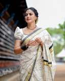 actress-anusree-in-set-saree-with-black-lines-and-blouse-makeup-ideas-photos-004