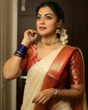 anusree-in-pattu-saree-photos-006