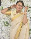 anusree-latest-photos-in-traditional-saree-003